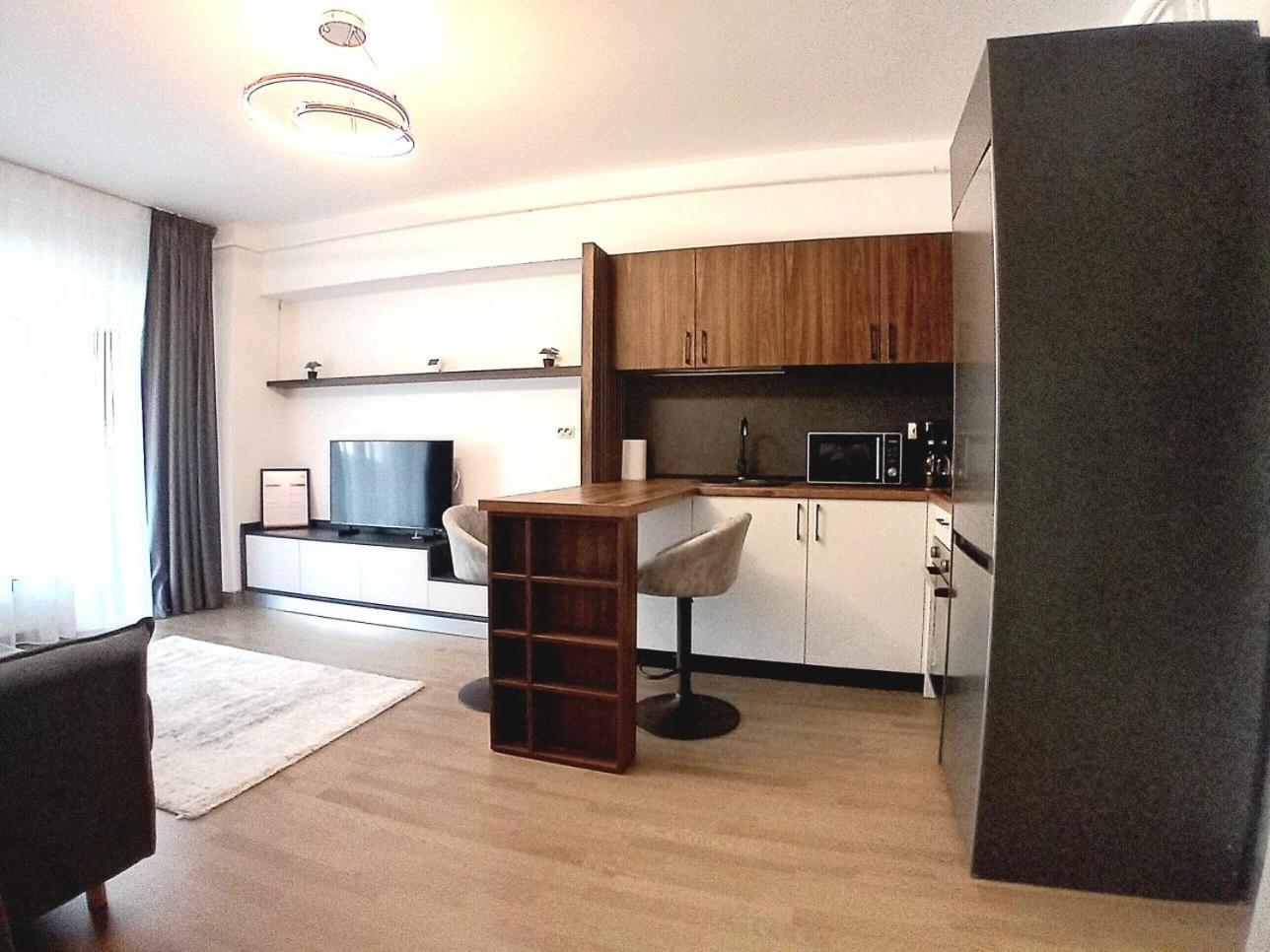 Himson-Brown Apartment Jassy Zewnętrze zdjęcie
